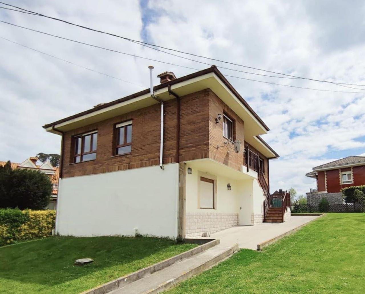 Casa Bahia Santander Holiday home Pedrena